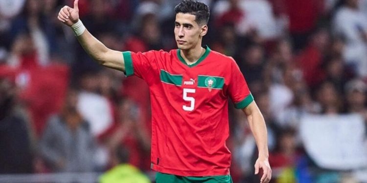 نايف أكرد مهدد بالغياب الطويل عن الملاعب بسبب عملية جراحية مرتقبة