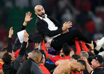 الركراكي يقترب من خوض تجربة أوروبية