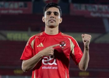 الأهلي يربط رحيل بن شرقي بعرض مالي مناسب