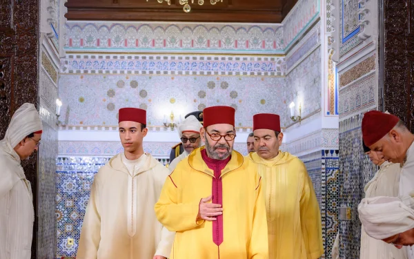 أمير المؤمنين يترأس بالقصر الملكي بالرباط حفلا دينيا إحياء لليلة القدر المباركة