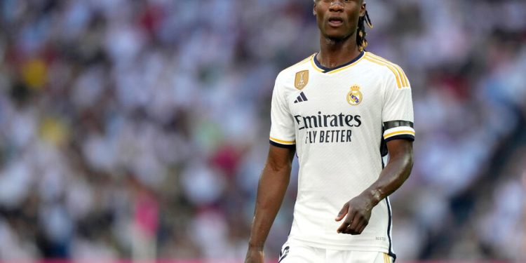 إنتر ميلان يتحرك لضم كامافينغا من ريال مدريد