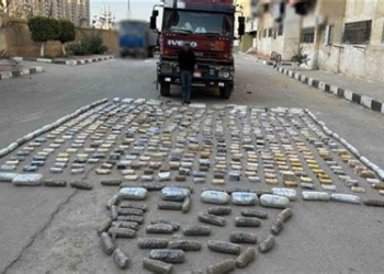 “الأمن الوطني والجمارك بالكركارات يحبطان تهريب 20 كيلوغرامًا من الكوكايين”