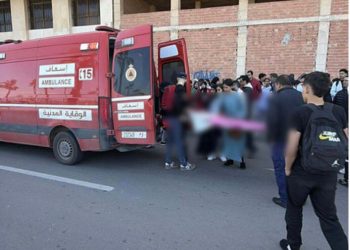 مأساة على ضفاف كورنيش الناظور ..شجار بين تلميذين ينتهي بغيبوبة تلميذة