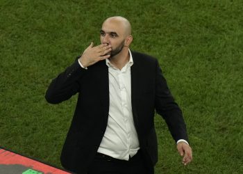 وليد الركراكي يودع “أسود الأطلس” بفيديو مؤثر يعيد للأذهان أمجاد المونديال