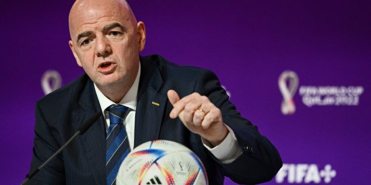 إنفانتينو: إيران ستشارك في مونديال 2026