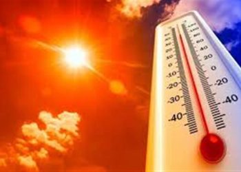 نشرة إنذارية: زخات رعدية وطقس حار مرتقب بعدد من مناطق المملكة