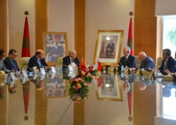 المغرب وبولونيا يتباحثان حول تعزيز التعاون العسكري والصناعة الدفاعية