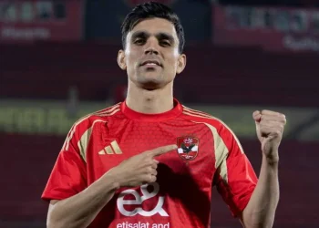 الأهلي يفتح باب رحيل بنشرقي الصيف المقبل