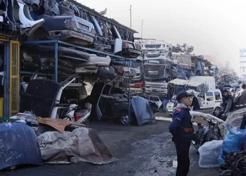 انطلاق عملية هدم سوق “لافيراي” الشهير بالدار البيضاء