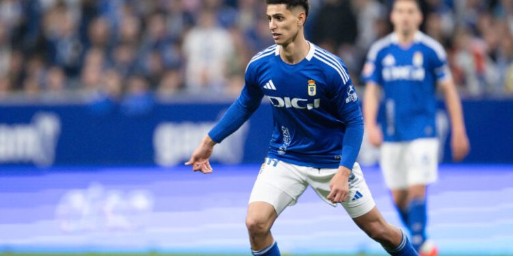 لاعب مغربي واعد يرفض عرضين خليجيين