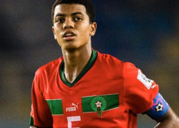بوروسيا دورتموند يسعى لضم آيت بودلال