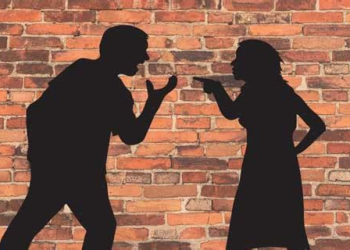 إدانة زوجة بالحسيمة بعد طرد زوجها من بيت الزوجية وتعويض مالي لصالحه