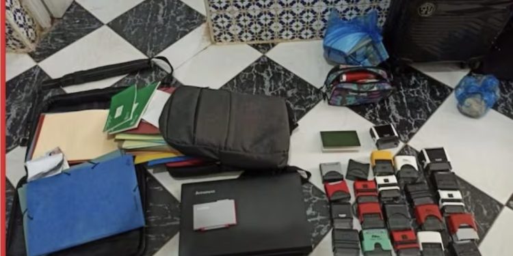 تفكيك شبكة خطيرة لتزوير ملفات «شينغن» واعتقال 5 متورطين بوجدة والناظور