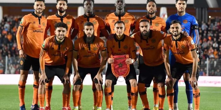 فيفا يمنع نهضة بركان من الانتقالات حتى تسوية النزاع