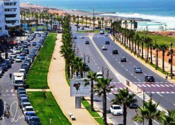 جدل في الرباط حول منع الجلوس على العشب بكورنيش المدينة