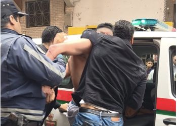 استنفار أمني بالحي المحمدي.. توقيف شخص هدد المواطنين بسيف وحاول الفرار بطريقة خطيرة