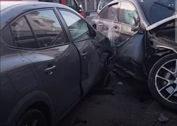 سيارة فارهة تتحول إلى “قذيفة” بالدار البيضاء… حادث مروع ينتهي دون خسائر بشرية بأعجوبة