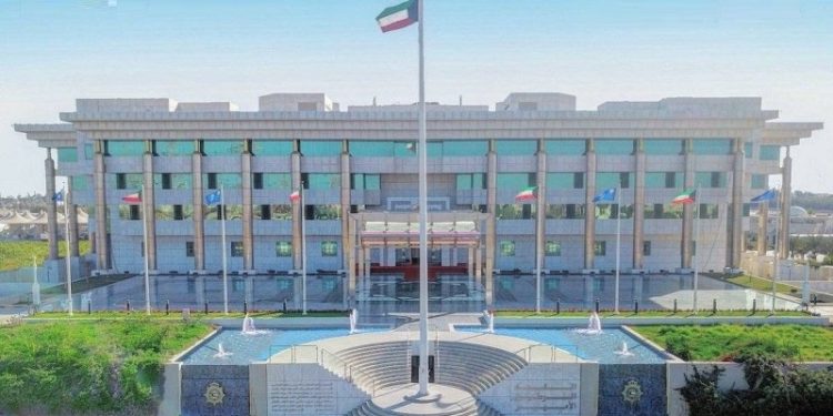 الكويت تنجح في إحباط عملية تسلل إيرانية