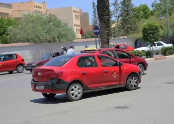 البيضاء..إحالة شخص على النيابة العامة بتهمة سرقة سيارة أجرة وهاتفين تحت تهديد السلا_ح الأبيض
