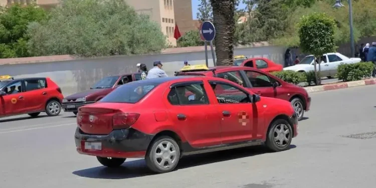 البيضاء..إحالة شخص على النيابة العامة بتهمة سرقة سيارة أجرة وهاتفين تحت تهديد السلا_ح الأبيض