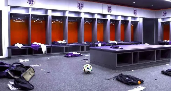 سرقة معدات المنتخب الإنجليزي قبل تدريبه الأول في أمريكا
