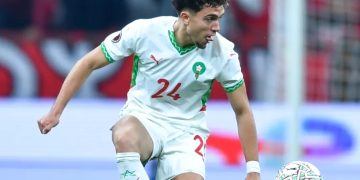 نائل العيناوي يتمنى ارتداء قميص برشلونة