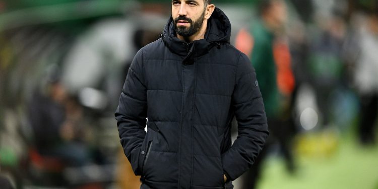 ميلان يتعاقد مع أموريم رسمياً لموسمين