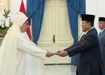 سفير جلالة الملك في إندونيسيا يقدم أوراق اعتماده للرئيس برابوو سوبيانتو