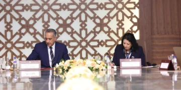 توقيع اتفاقية إطار بين وزارة الانتقال الرقمي وإصلاح الإدارة والمديرية العامة للأمن الوطني لتطوير برامج استقبال المرتفقين والمرتفقات بمصالح الأمن الوطني