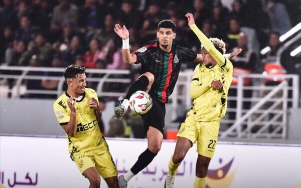 الماص يفقد ثلاثة أعمدة قبل قمة الجيش الملكي