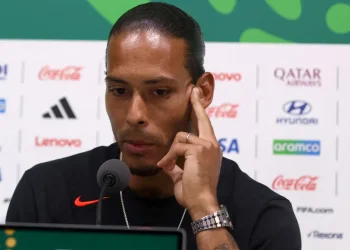 فان دايك يُشيد بحكيمي ويُحذّر من بوعدي: المغرب اختبار حقيقي