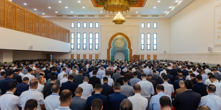 الرباط..مسجد المقر الجديد للأمن الوطني يفتح أبوابه بصلاة جمعة مهيبة