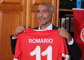 روماريو يصفع منتقدي البرازيل: المغرب استحق أكثر من التعادل