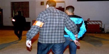 سقوط ناشر فيديو يشرح تصنيع سلاح ناري تقليدي بضواحي آسفي