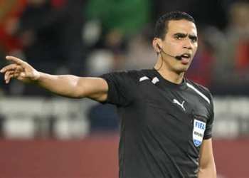 الحكم المغربي جلال جيد يدير مواجهة ألمانيا والباراغواي في دور الـ32