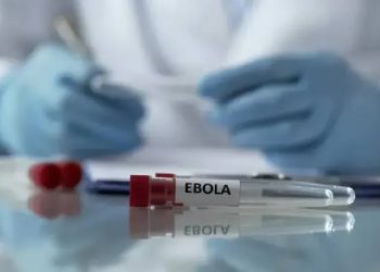 البرازيل تعزل شخصين للاشتباه في إصابتهما بفيروس إيبولا