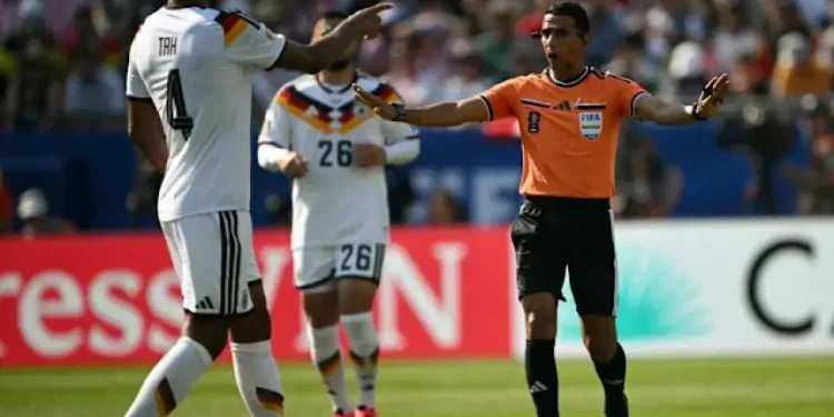 الفيفا: يعلن قرار الحكم المغربي جلال جيد بإلغاء هدف ألمانيا كان صحيحا
