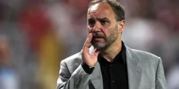بعد المونديال … المدرب مينييه يغادر هايتي