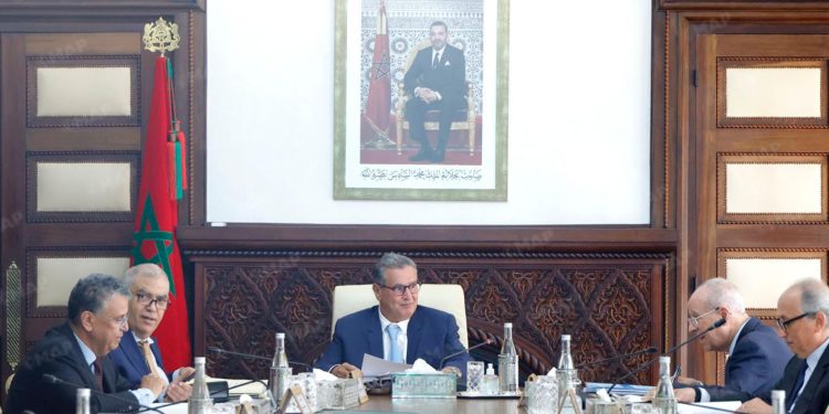 مشروع قانون تنظيم مهنة العدول يحظى بموافقة المجلس الحكومي