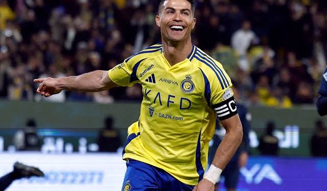 غياب رونالدو عن معسكر النصر يثير التساؤلات