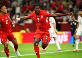 سويسرا توقف رحلة الجزائر في كأس العالم
