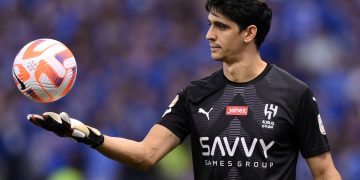 الهلال يقطع الطريق على النصر ويُعلن تمسكه ببونو
