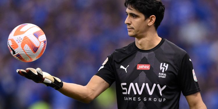 الهلال يقطع الطريق على النصر ويُعلن تمسكه ببونو