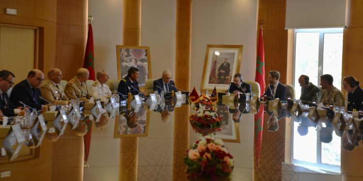 المغرب وبريطانيا يستعرضان حصيلة التعاون العسكري ويطمحان لتطويره