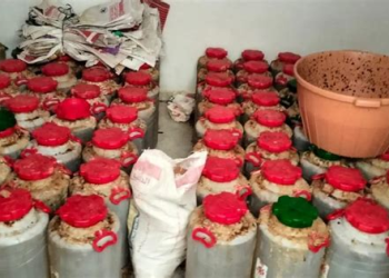 حجز 1300 لتر من “الماحيا” إثر مداهمة معمل سري بجماعة مجاط