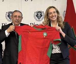 تعبئة وطنية غير مسبوقة قبل مواجهة فرنسا.. العمراني يرفع معنويات “أسود الأطلس”