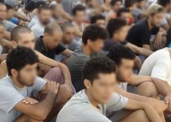 “عودة 12 شابا مغربيا إلى الوطن بعد أشهر من الاحتجاز في ليبيا ضحايا لشبكات الاتجار بالبشر”