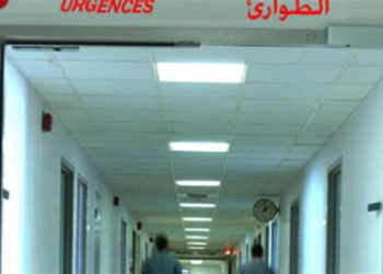 توقيف ممرض احتياطياً بمراكش بعد واقعة رشق مواطن بالحجارة داخل مستوصف صحي
