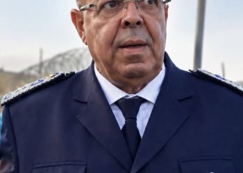 والي تطوان يطمئن أسر الشباب المتوجهين إلى سبتة: “كلشي غادي يرجع”