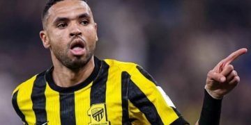 الاتحاد يفتح باب الرحيل أمام النصيري.. واللاعب يرفض التنازل عن مستحقاته